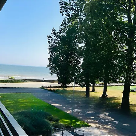 Nordwind - Meerblick & Private Sauna Apartament Scharbeutz